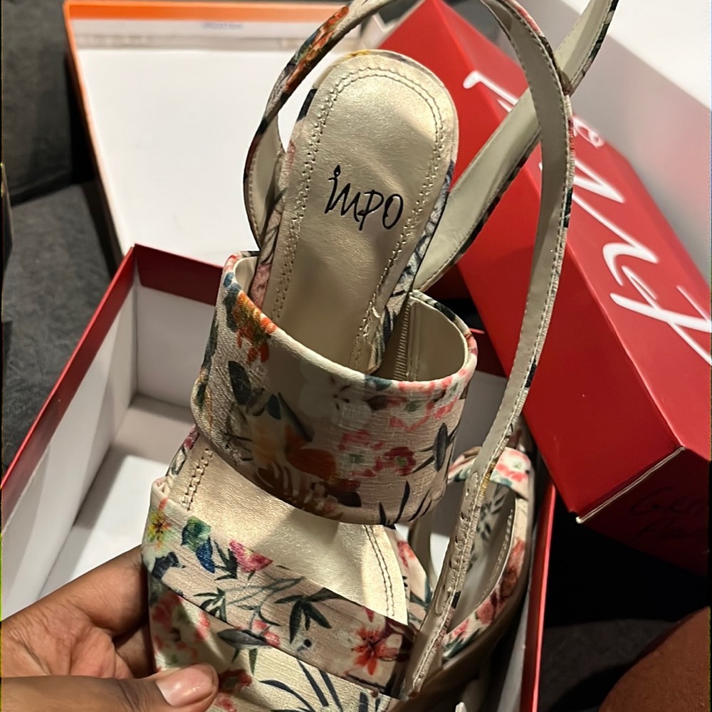 Flower heels